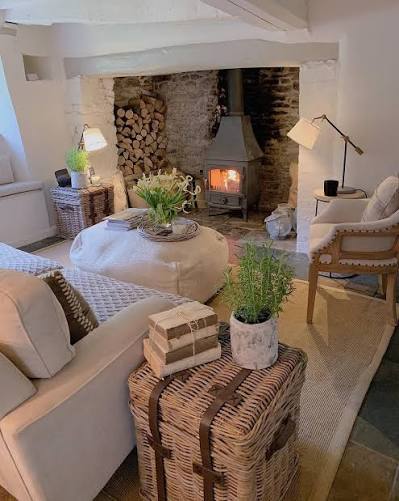 Bachelor Room with Balcony