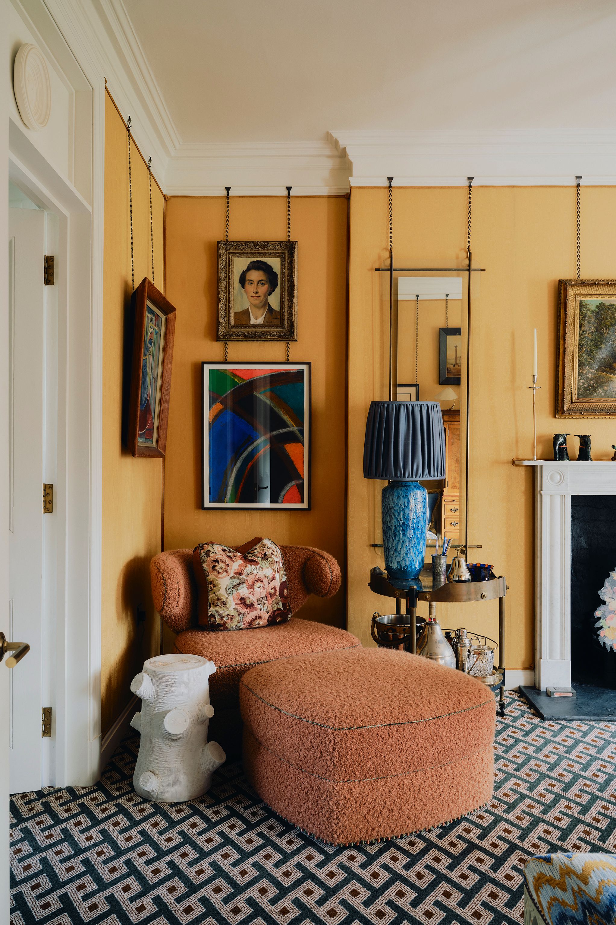 Room detail 2